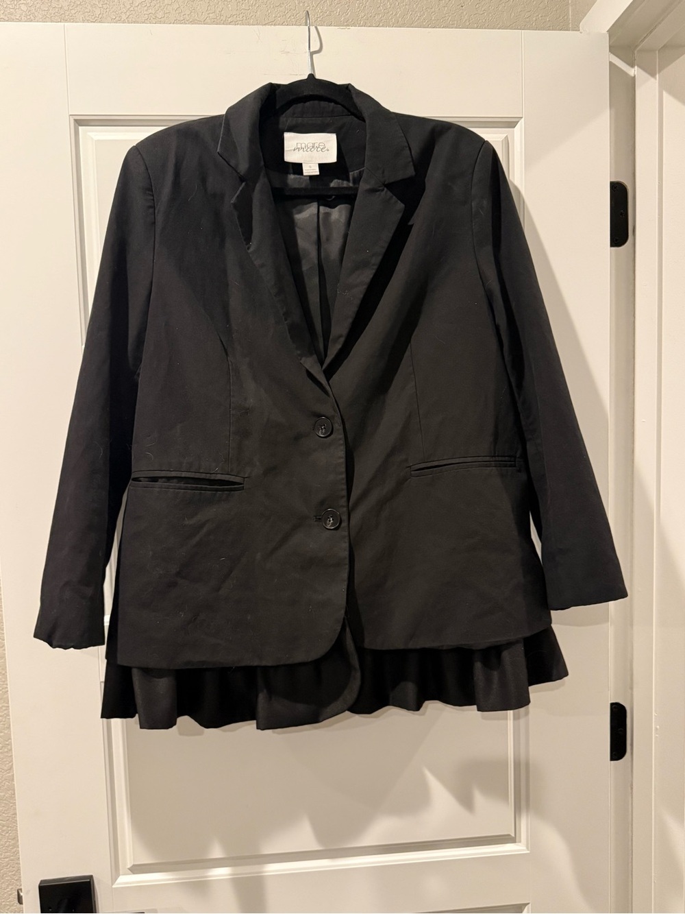 Anthropologie Mare Mare Black Oversized Women's Blazer with Ruffle Hem - Sz S - Picture 2 of 4